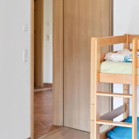 Spacious With Sauna In