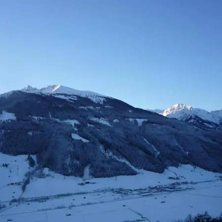 別荘 In Near Slopes ミッタージル