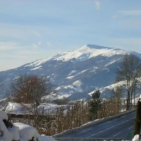 Dom wakacyjny In Near Slopes
